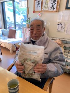 長崎市　小菅町　ひばり苑　誕生日会