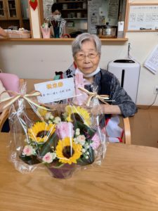 長崎市　小菅町　ひばり苑　お誕生日会