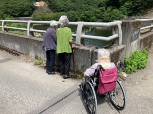 長崎市　小菅町　ひばり苑　ドライブ