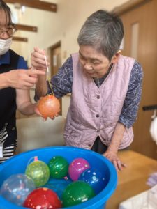 長崎市　小菅町　ひばり苑　スイカ割り