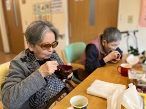 長崎市　小菅町　ひばり苑　おやつ